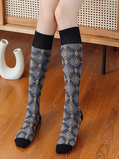 4 Pairs Women Winter Floral Jacquard Long Socks